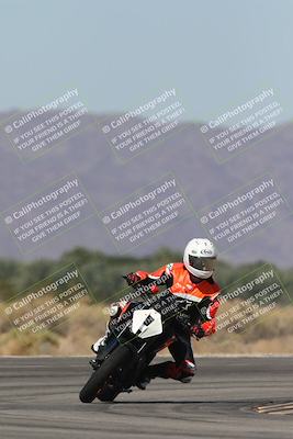 media/Oct-13-2025-Moto Forza (Mon) [[a66d839500]]/4-C Group/Session 3 (Turn 16)/